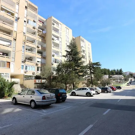 Mali U Centru Apartment *