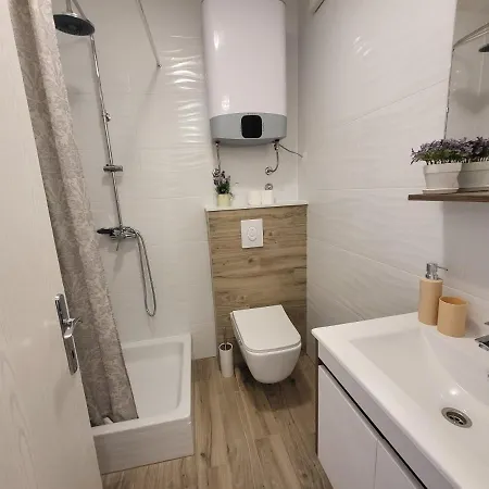 Apartment Mali U Centru Makarska